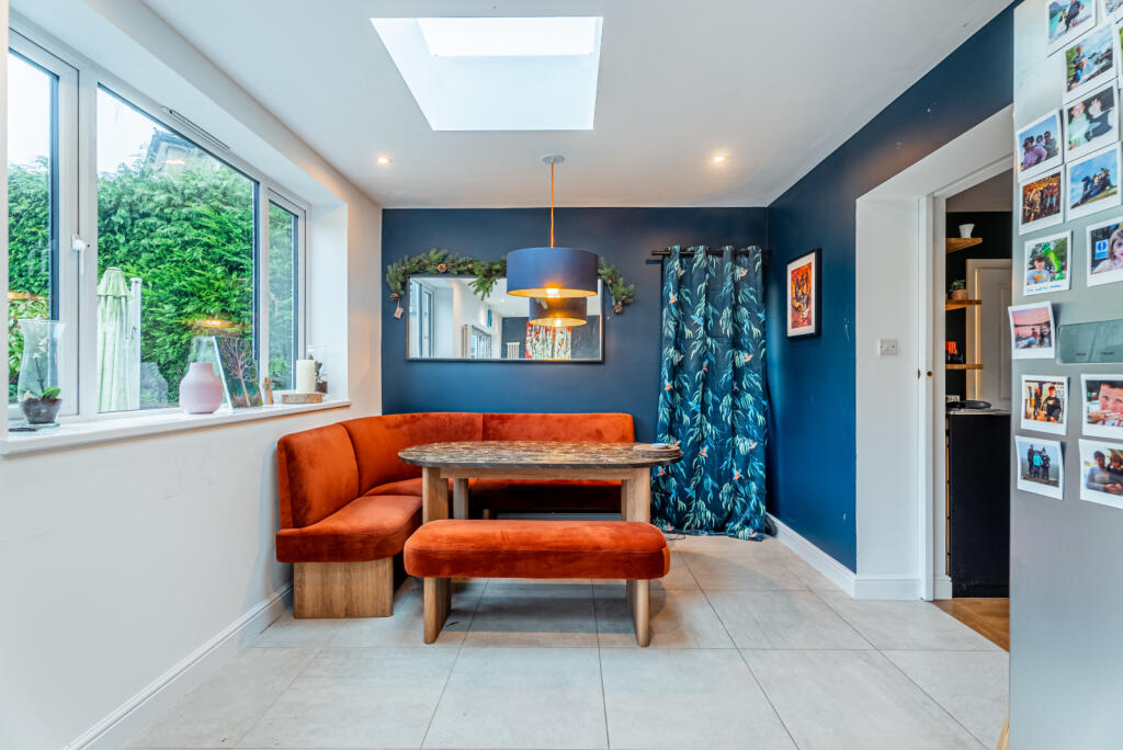 Additional image 14 of Castle Rise, Wheathampstead, St. Albans, Hertfordshire, AL4