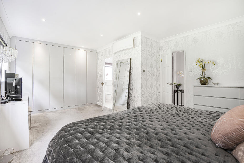 Additional image 16 of The Avenue, Welwyn, Hertfordshire, AL6