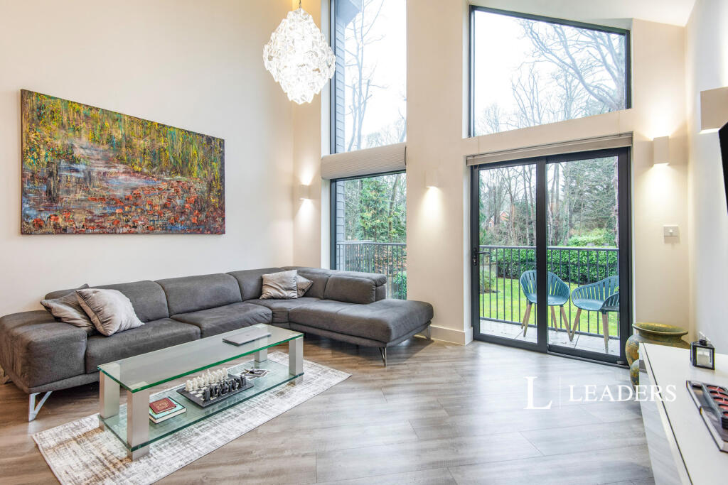 Additional image 3 of Sadlers Lodge, 40 New Road, AL6