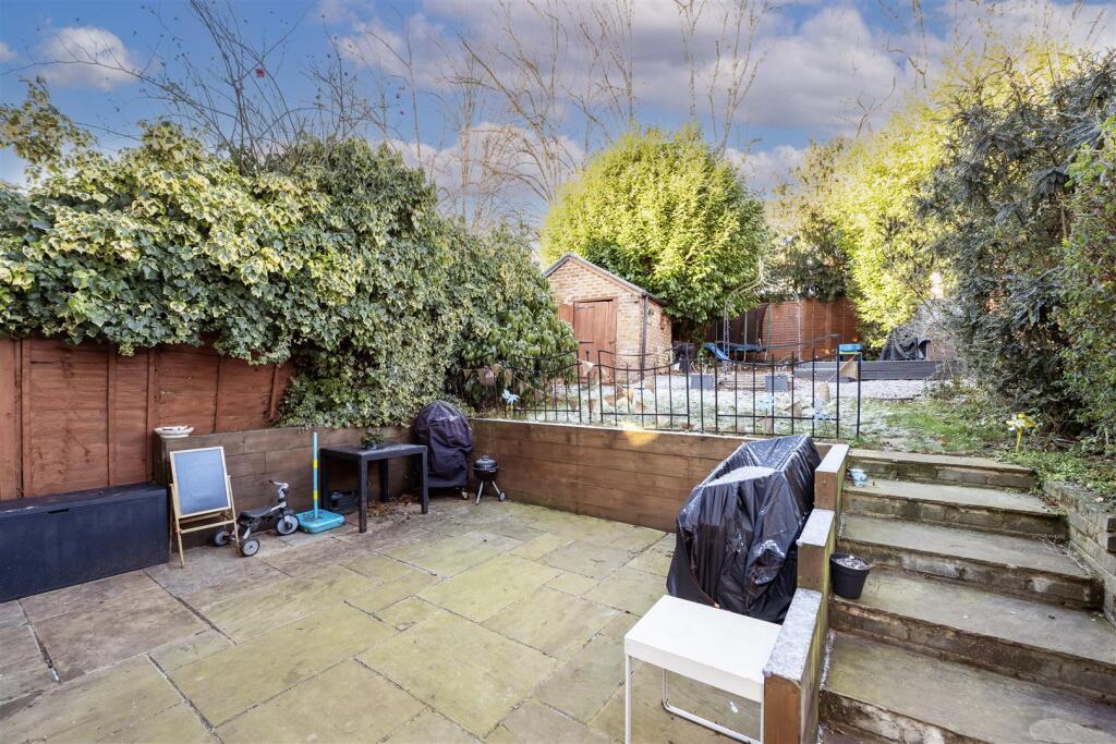 Additional image 11 of Masefield Road, Harpenden