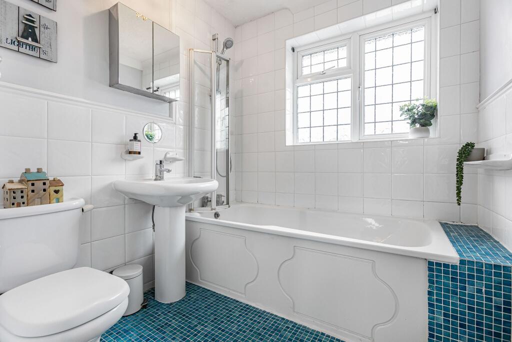 Additional image 20 of Bluebridge Road, Brookmans Park, AL9