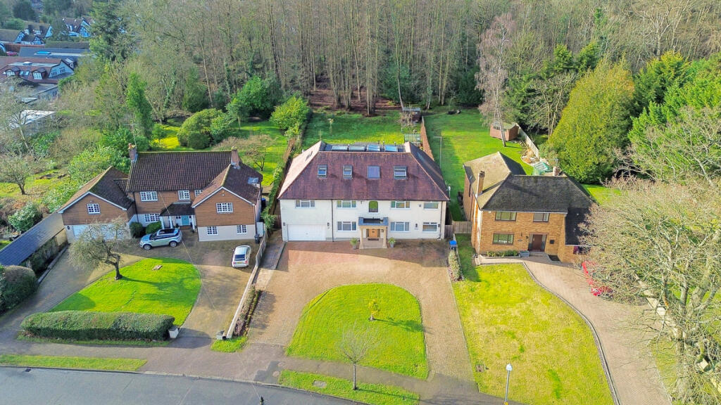 Additional image 39 of Pine Grove, Brookmans Park, AL9