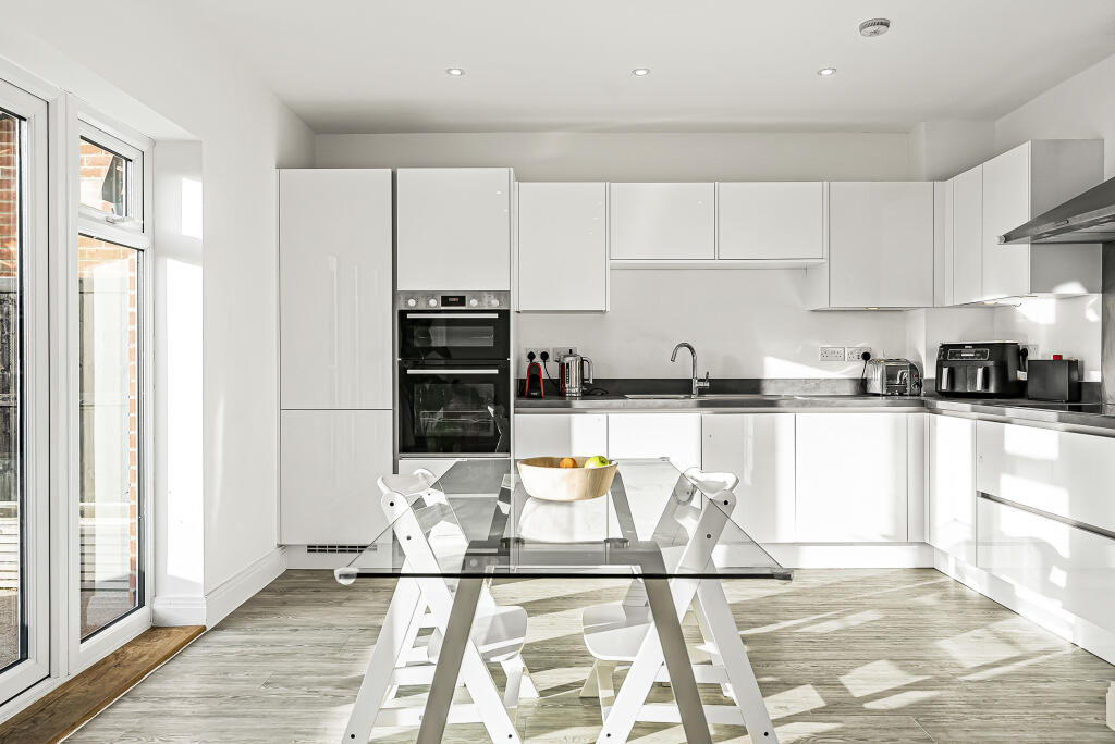 Additional image 5 of The Stables, Pottersheath, AL6