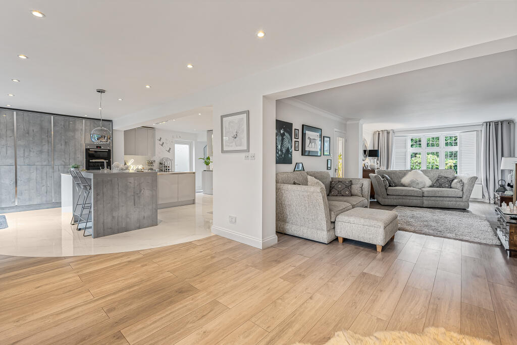 Additional image 9 of The Drive, Welwyn, Hertfordshire, AL6