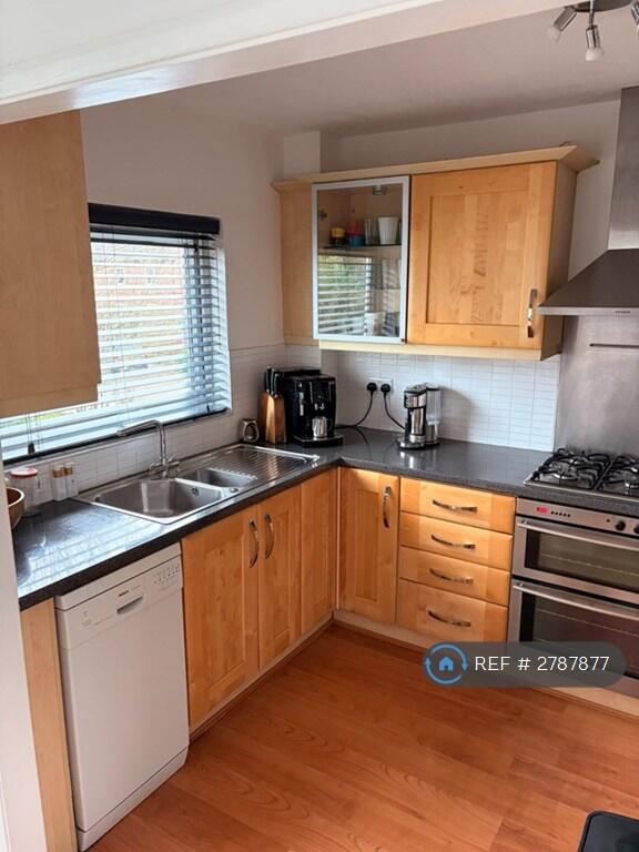 Additional image 10 of Haddon Court, Harpenden, AL5