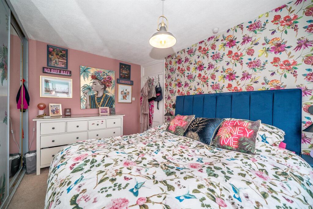 Additional image 12 of Shenley Lane, London Colney, St. Albans