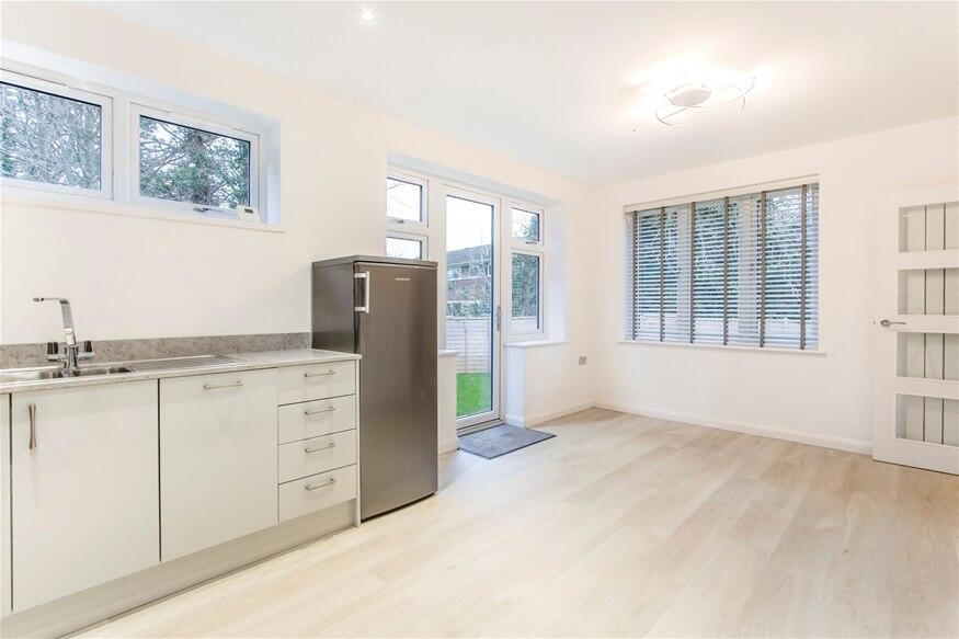 Additional image 3 of Aplins Close, Harpenden, AL5