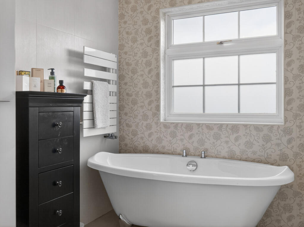 Additional image 39 of Moffats Lane, Brookmans Park, AL9