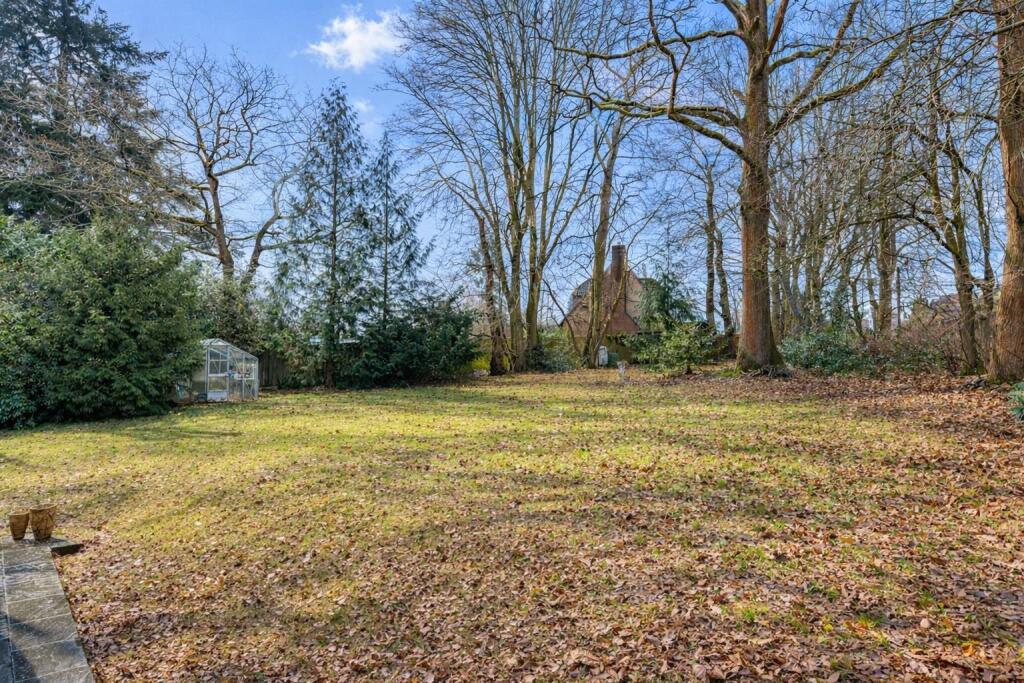 Additional image 24 of Oaklands Rise, Welwyn