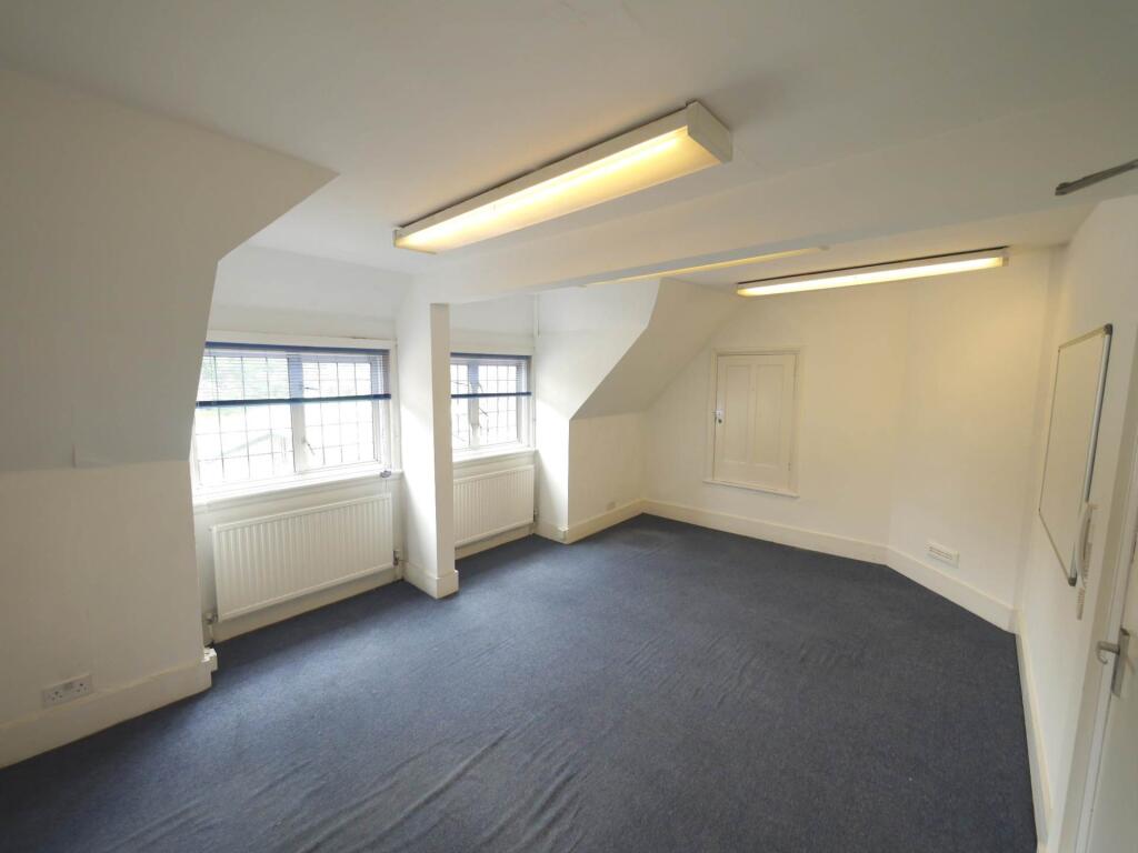 房产图片 3 - 哈特菲尔德，Kennelwood Lane，M房