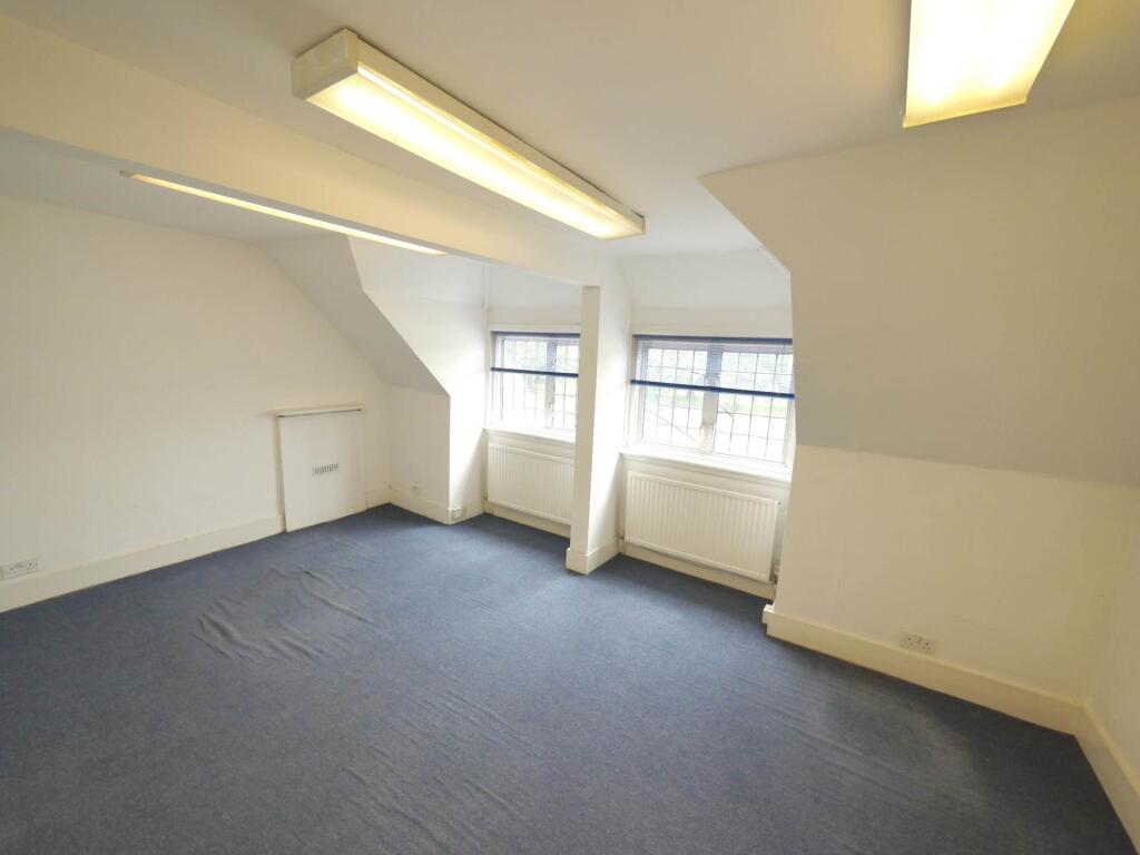 房产图片 4 - 哈特菲尔德，Kennelwood Lane，M房