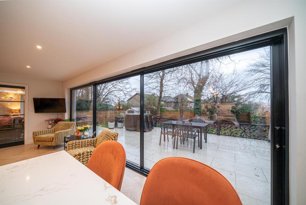 Additional image 7 of Springwood Walk, St. Albans