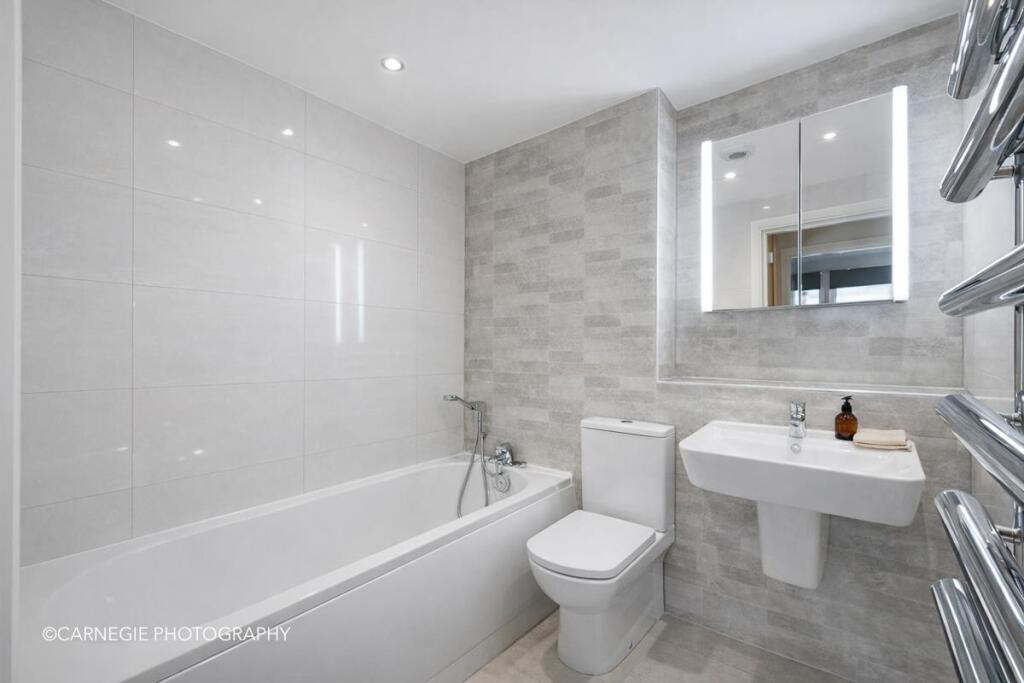 Additional image 3 of Gloucester Court, Hatfield