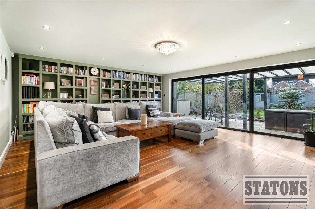 Additional image 4 of Upland Drive, Brookmans Park, Hatfield, Hertfordshire, AL9