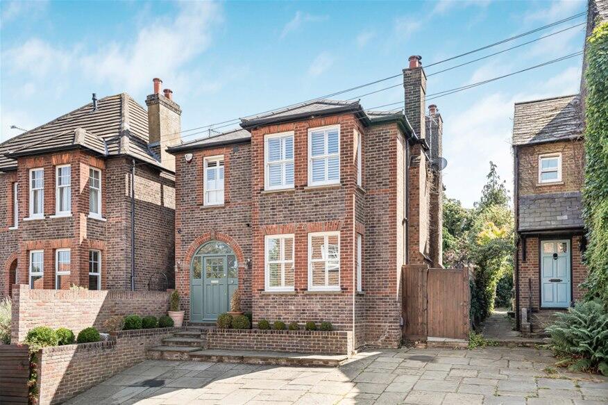 Cravells Road, Harpenden, Harpenden, AL5