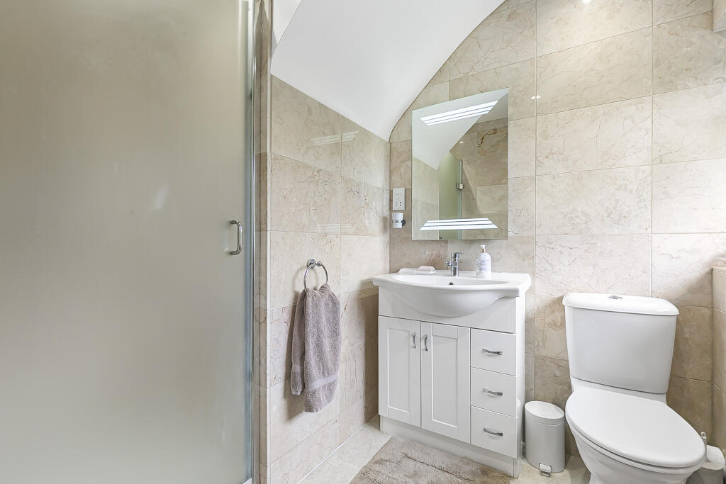 Additional image 14 of Canonsfield, Welwyn, Hertfordshire, AL6