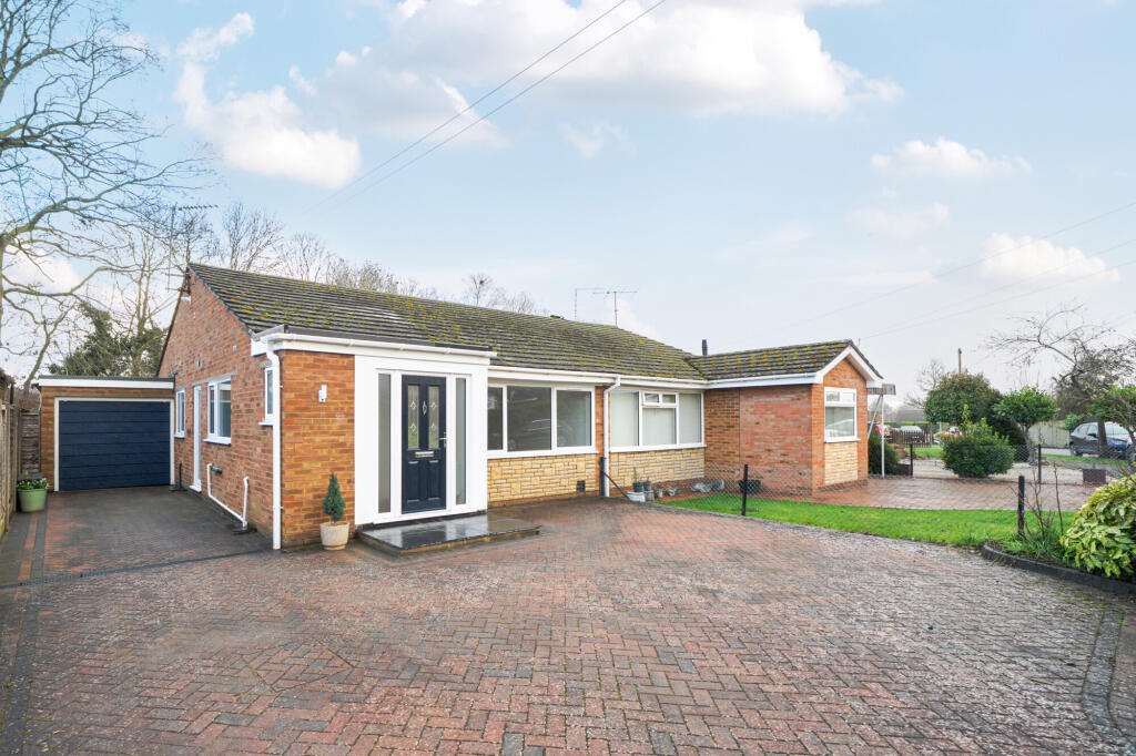 Hobbs Close, St. Albans, AL4