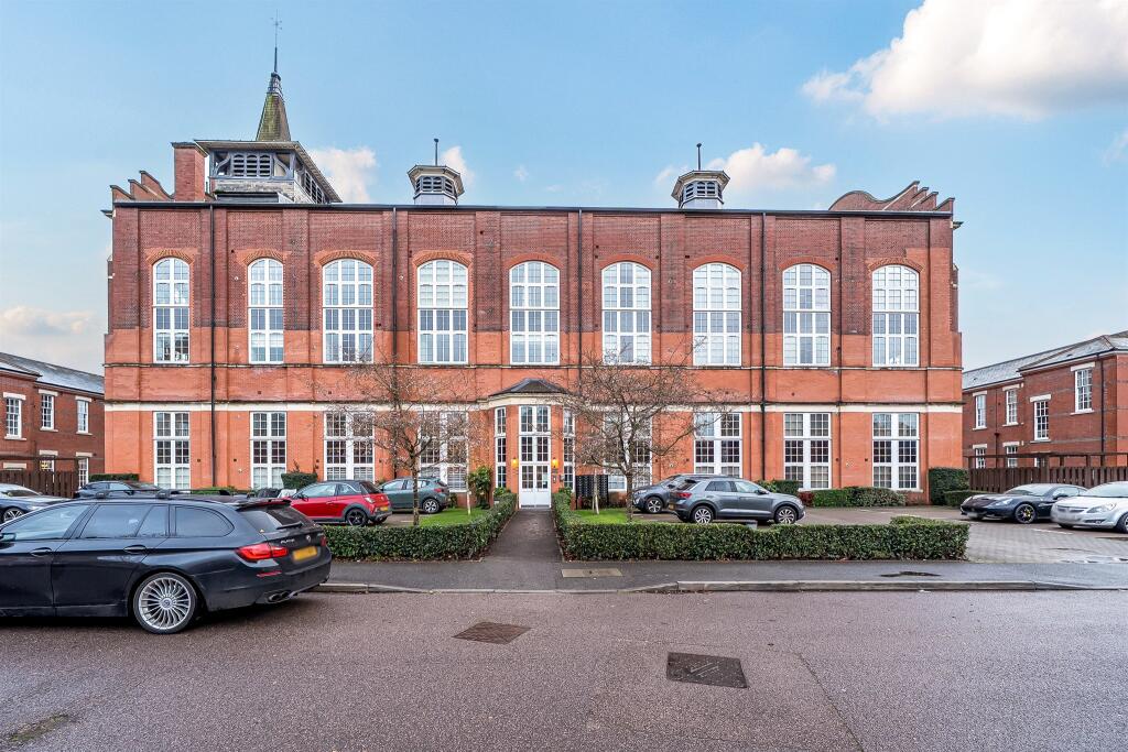 Additional image 8 of Beningfield Drive, London Colney, St. Albans