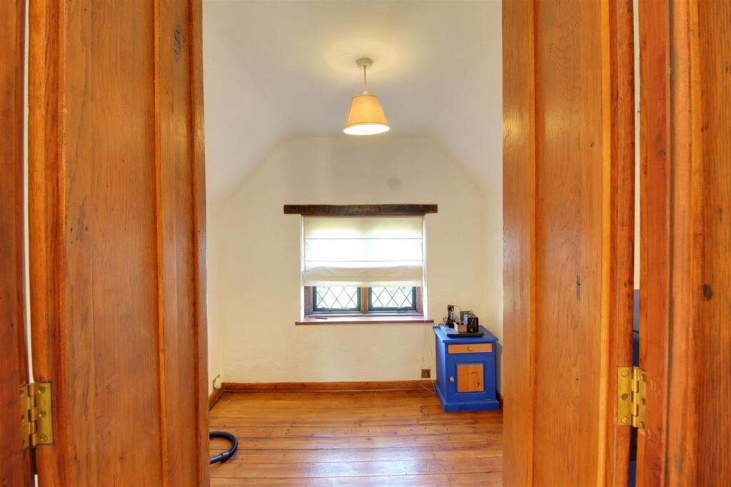 Additional image 20 of Great North Road, Brookmans Park,