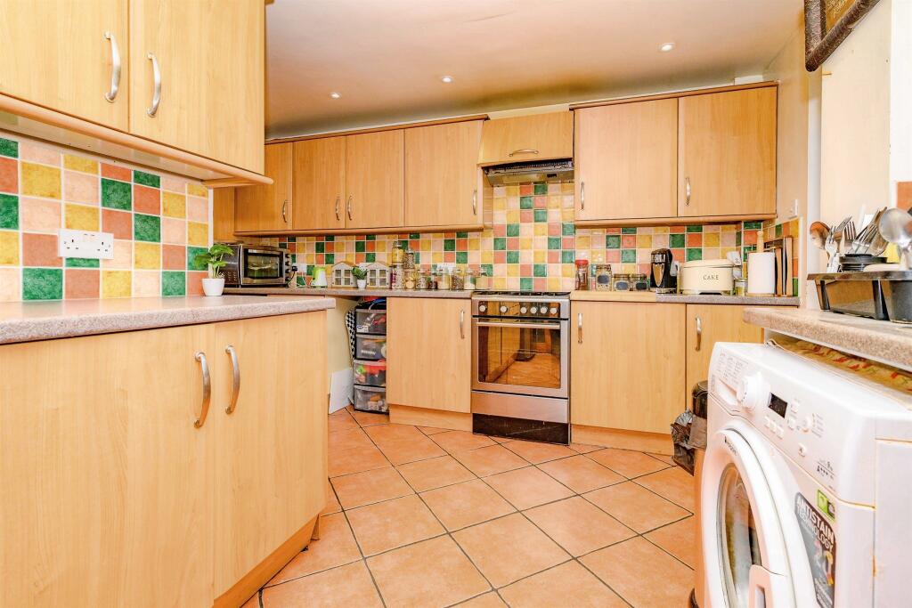 Additional image 12 of Woods Avenue, Hatfield