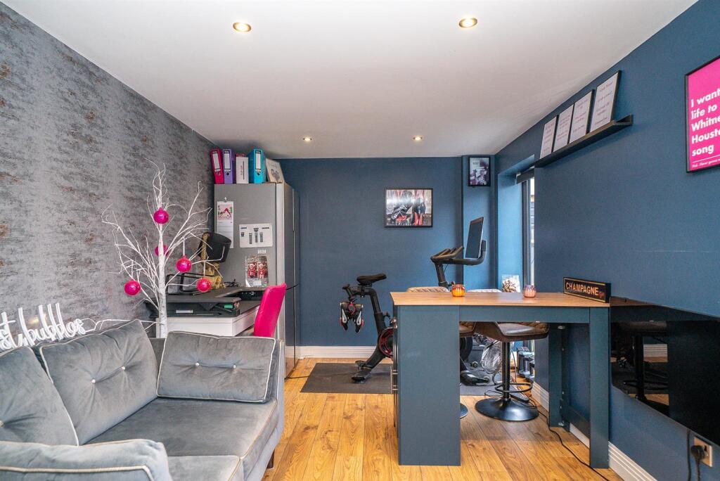 Additional image 20 of Shenley Lane, London Colney, St. Albans