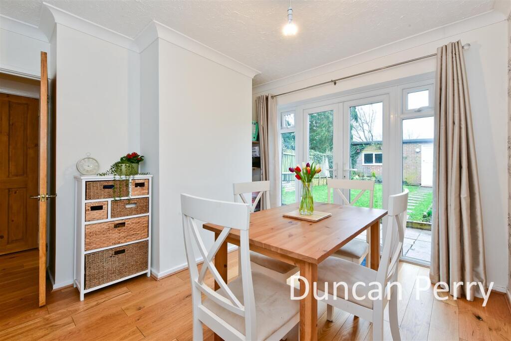 Additional image 5 of Pooleys Lane, Welham Green