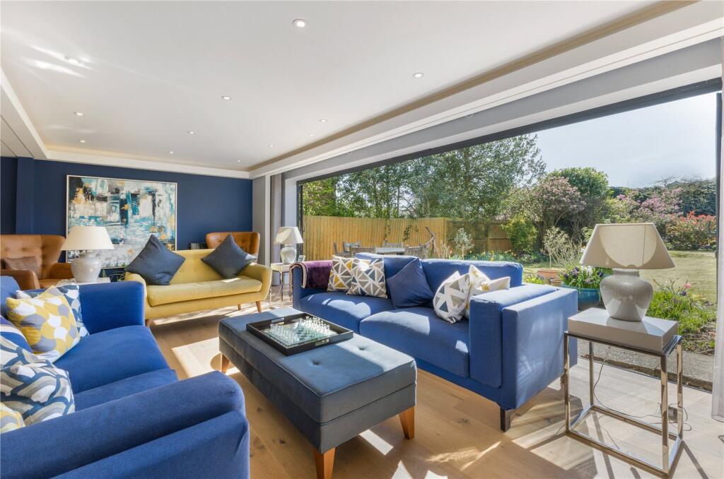 Additional image 18 of Crouch Hall Lane, Redbourn, St. Albans, Hertfordshire, AL3