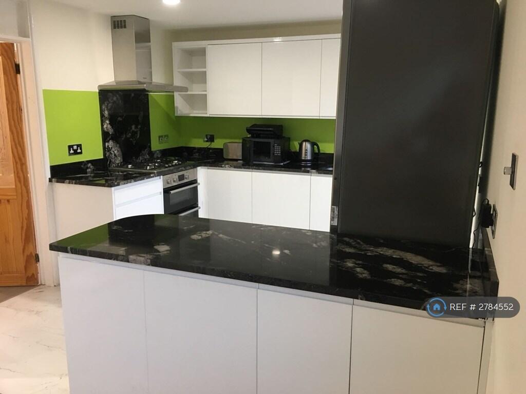 Additional image 4 of Hobart Walk, St. Albans, AL3