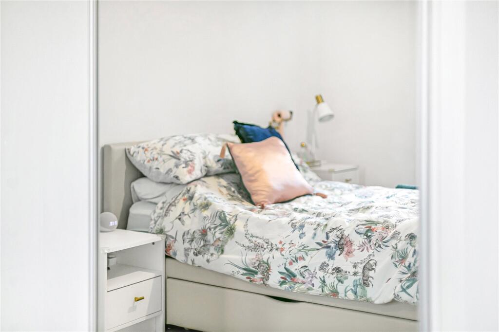 Additional image 5 of Great North Road, Hatfield, Hertfordshire, AL9