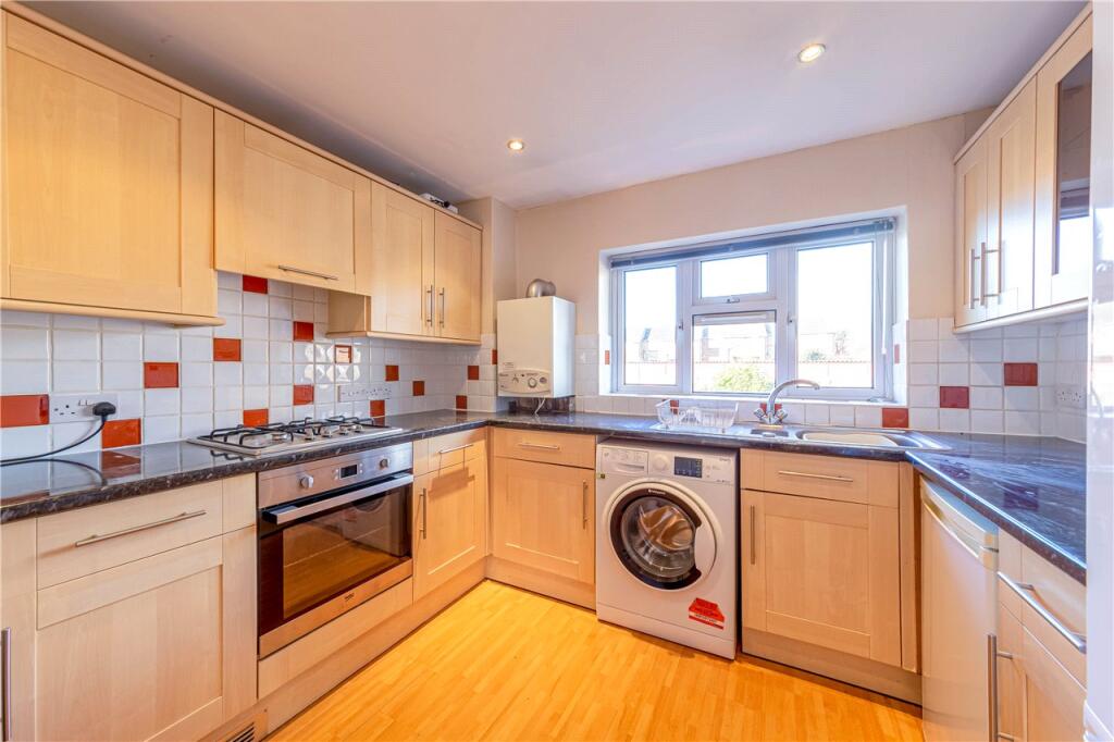 Additional image 3 of Tallents Crescent, Harpenden, AL5