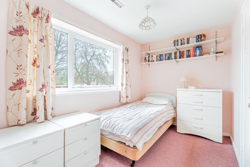 Additional image 15 of Dale Avenue, Wheathampstead, St. Albans, Hertfordshire, AL4