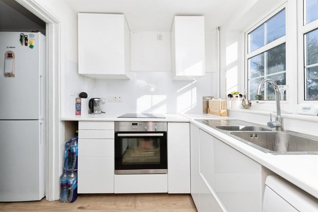 Additional image 9 of Digswell Road, Welwyn Garden City