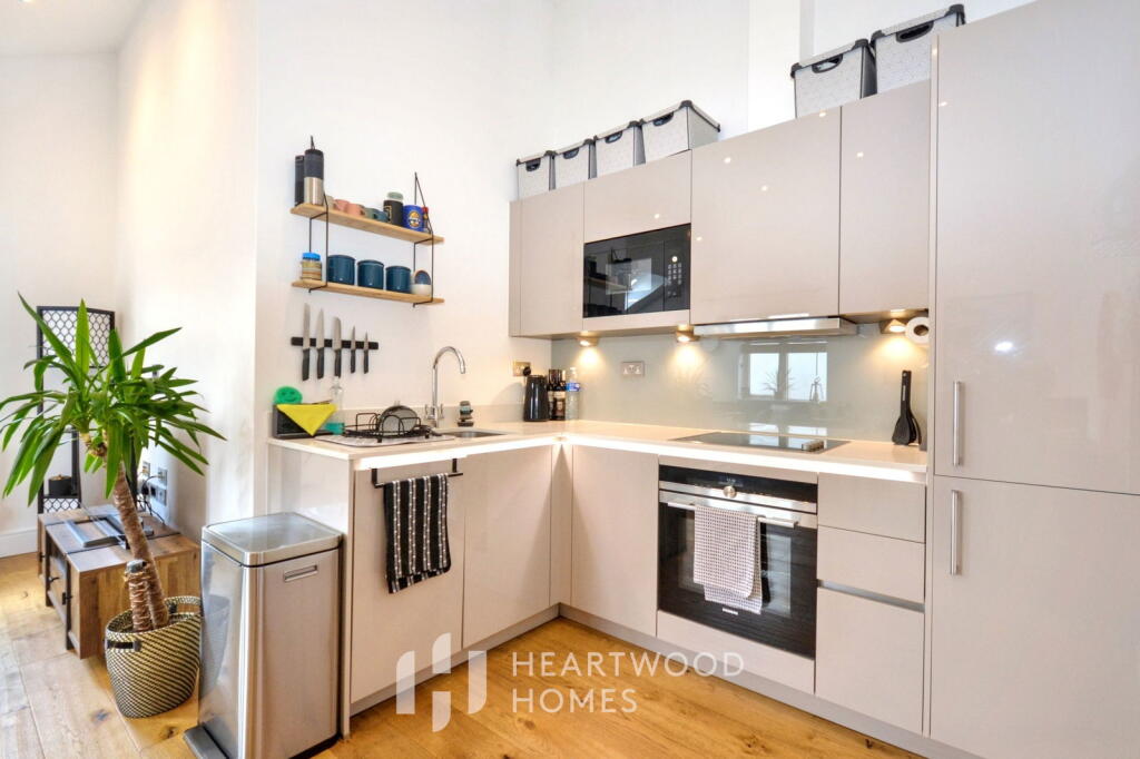 Additional image 5 of Luton Road, Harpenden, AL5 3DU