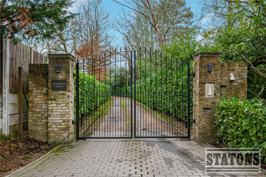 Additional image 35 of Kentish Lane, Brookmans Park, Hertfordshire, AL9
