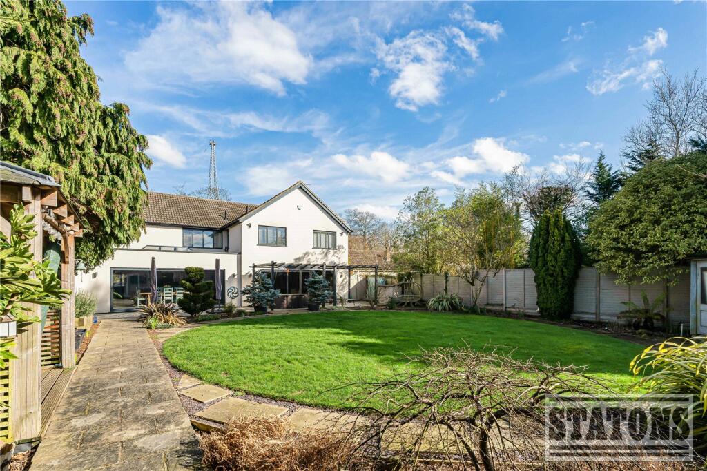 Additional image 31 of Upland Drive, Brookmans Park, Hatfield, Hertfordshire, AL9