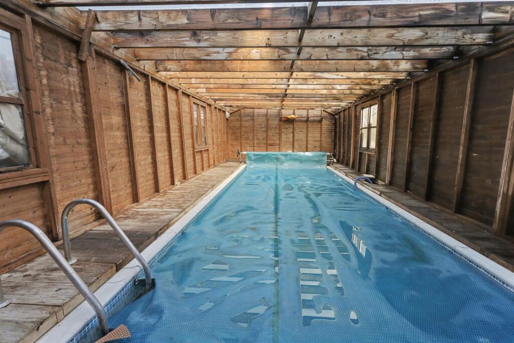 Additional image 23 of Bulls Lane, Brookmans Park