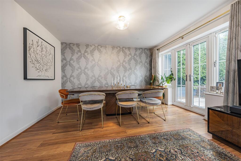 Additional image 13 of Oakwood Road, Bricket Wood, St. Albans