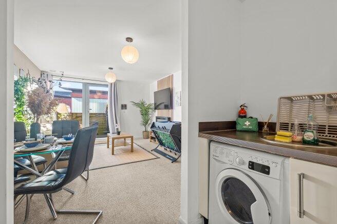 Additional image 71 of 165 Granville Street