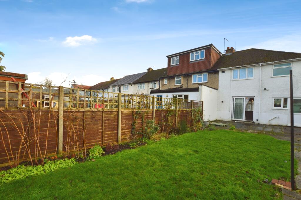 Additional image 10 of Harvey Road, London Colney, AL2