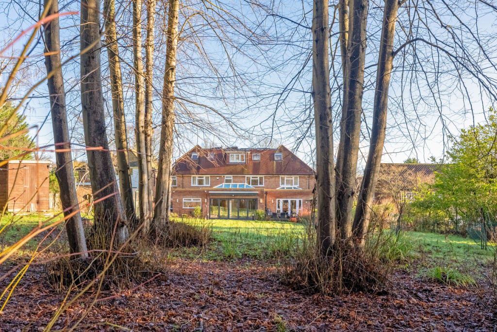 Additional image 4 of Pine Grove, Brookmans Park, AL9