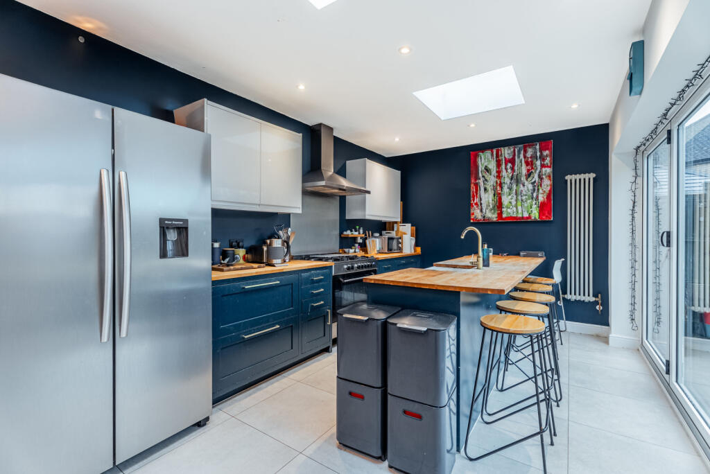 Additional image 6 of Castle Rise, Wheathampstead, St. Albans, Hertfordshire, AL4