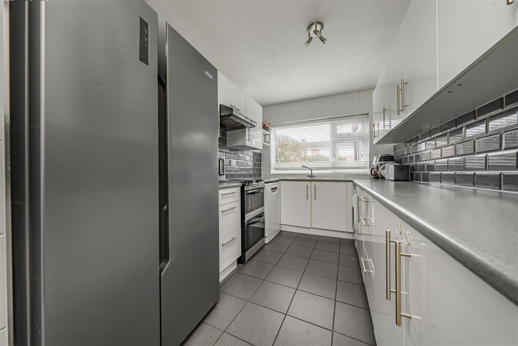 Additional image 6 of Wood End, Park Street, St. Albans