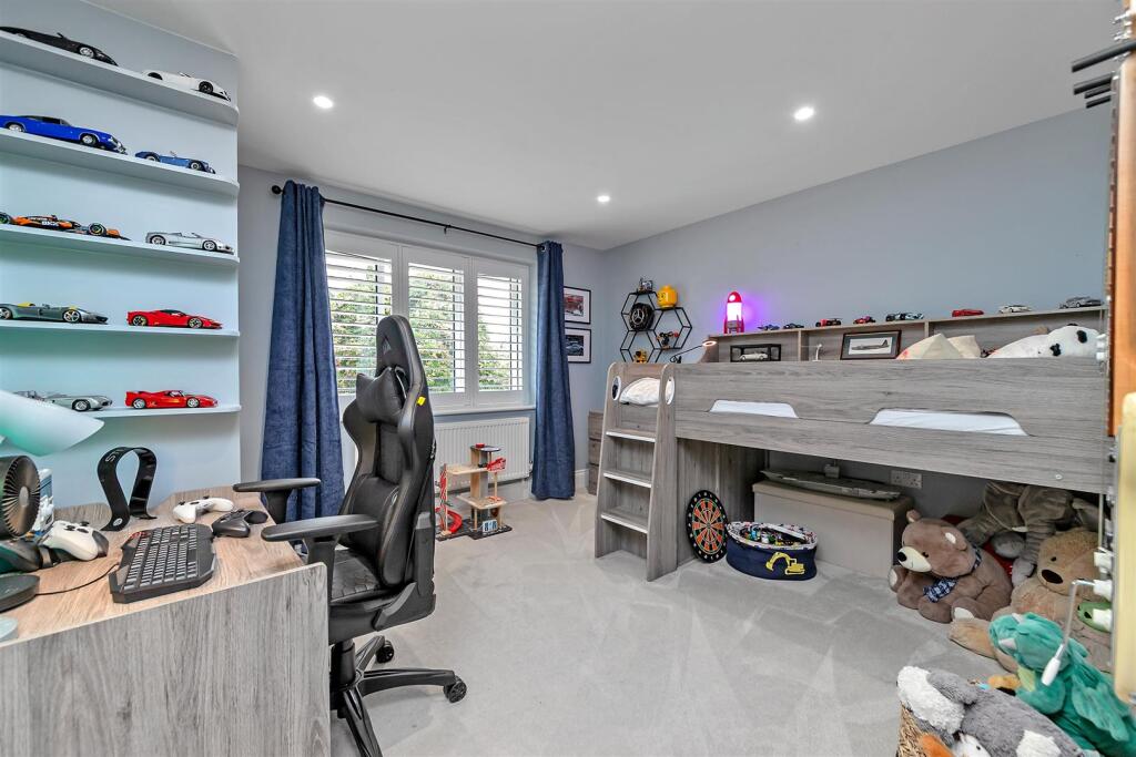 Additional image 23 of Ellenbrook Crescent