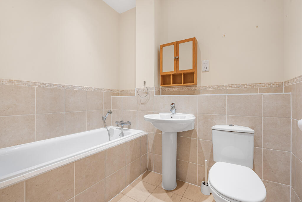 Additional image 9 of Beningfield Drive, London Colney, AL2