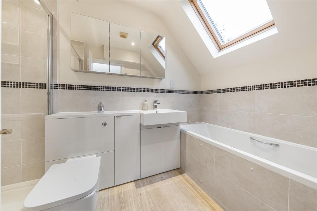 Additional image 14 of Hampstead Close, Bricket Wood, St. Albans