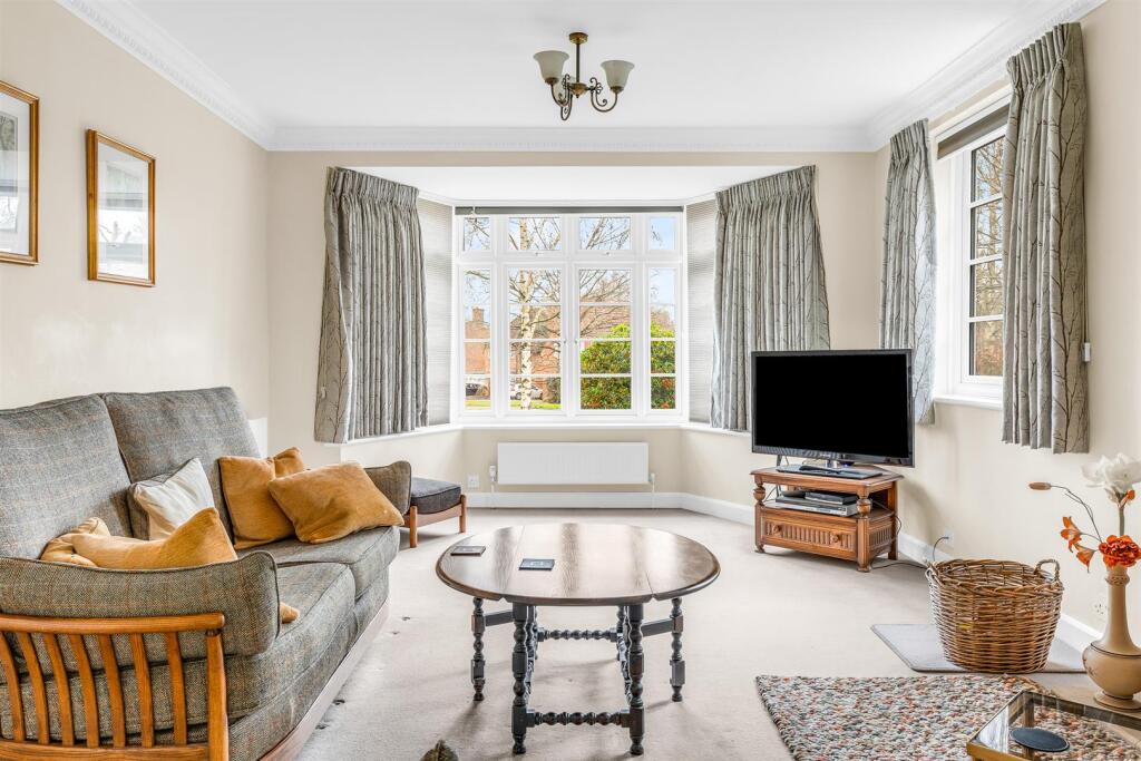 Additional image 13 of Mandeville Rise, Welwyn Garden City