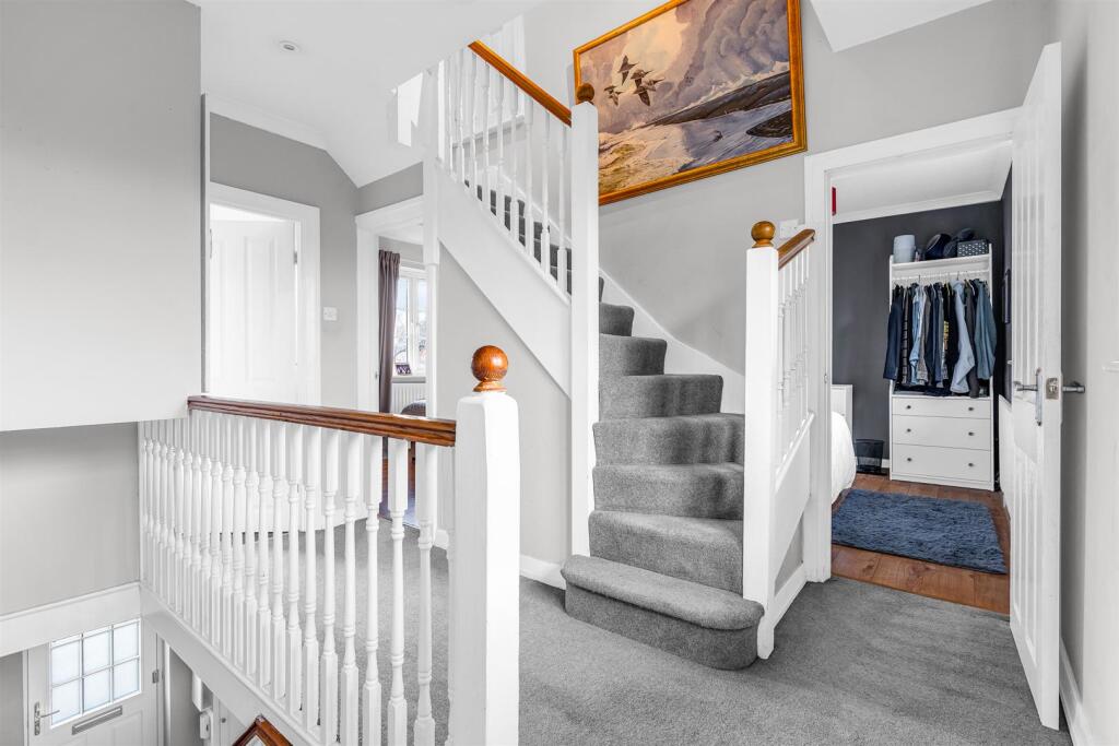 Additional image 24 of Youngs Rise, Welwyn Garden City