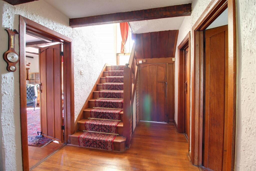 Additional image 5 of Great North Road, Brookmans Park,