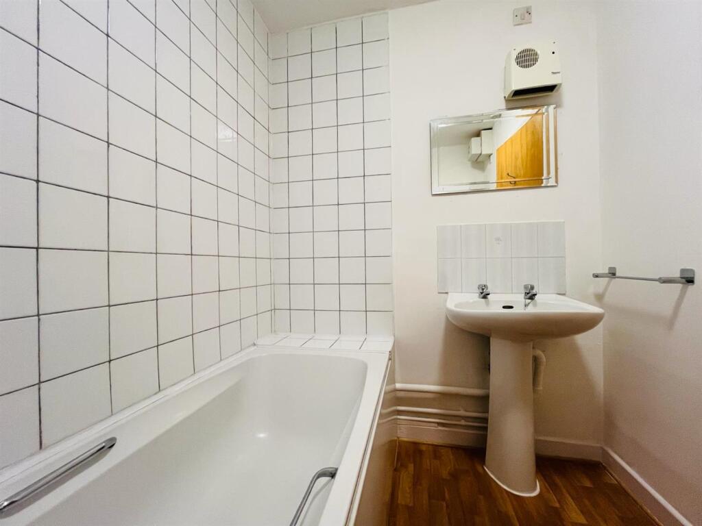 Additional image 9 of Queens Court, Bridge Street, Birmingham