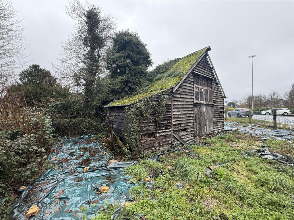 Additional image 5 of St. Albans Road East, Hatfield